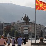 Kuzey Makedonya, bekarlar için vergiye hazırlanıyor