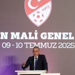 "Hakemlik onuruna yakışır hareket edin!"