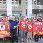 SGK önünde toplanan emeklilerden maaş isyanı