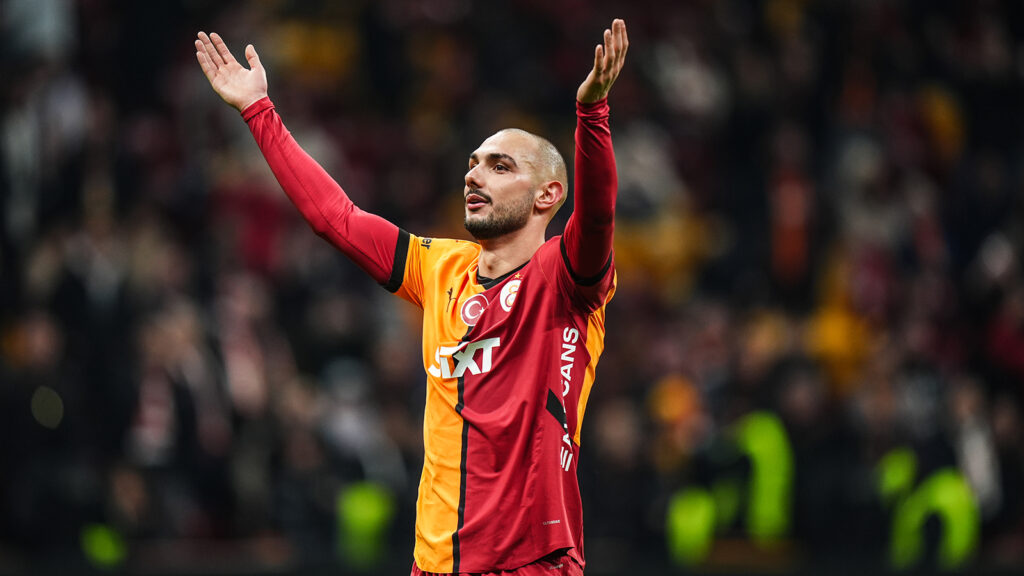 ahmed-kutucu-galatasaray-formasiyla-siftah-yapti-lsw0.jpg