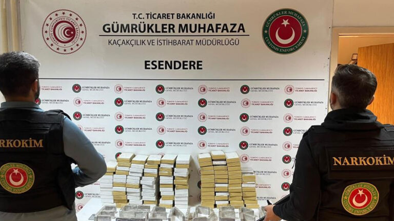 ticaret-bakanligi-gumrukler-muhafaza-ekipleri-227-milyon-tllik-uyusturucu-yakaladi-rjwp.jpg